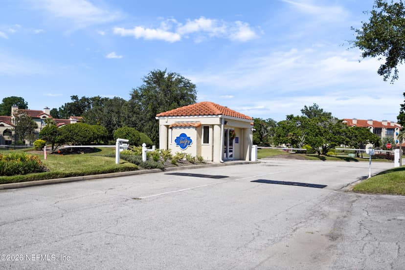 3820 Lavista Circle 113, Jacksonville, FL 32217