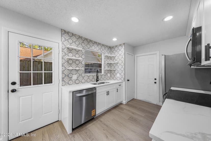 10644 La Mancha Avenue, Jacksonville, FL 32257