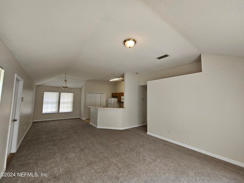 8150 Noroad, Jacksonville, FL 32210