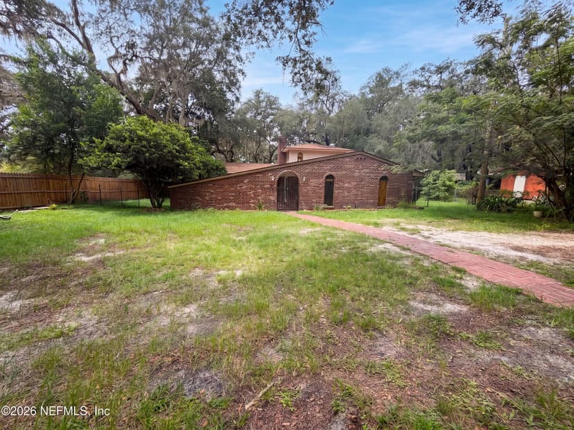 8042 County Line Road, Melrose, FL 32666