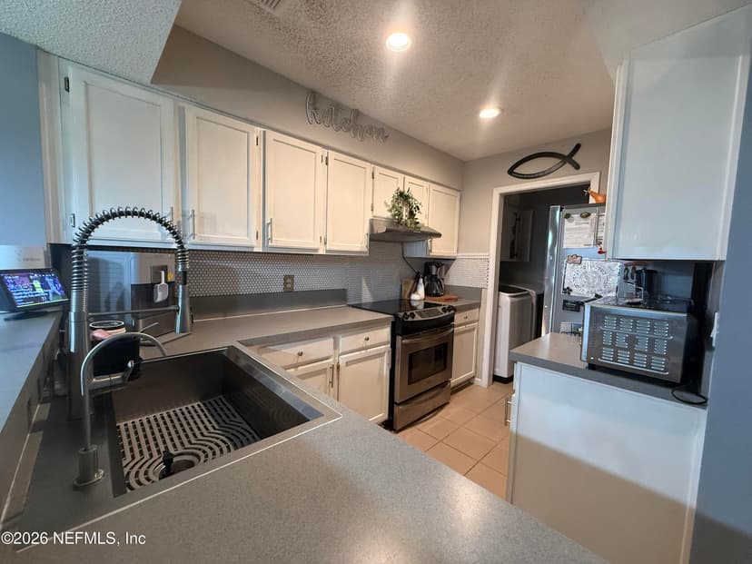 5026 Knightsbridge Circle N, Jacksonville, FL 32244