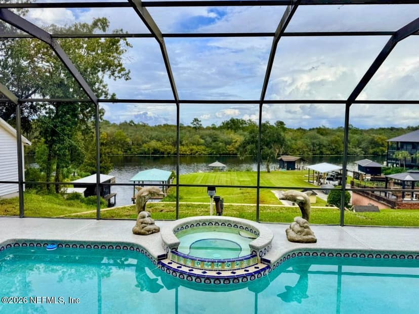 435 Lake Asbury Drive, Green Cove Springs, FL 32043