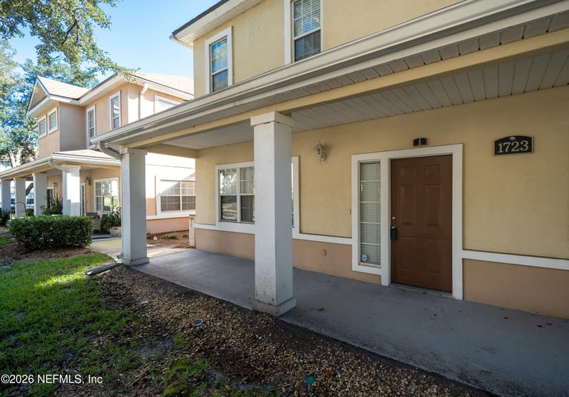 1723 W Forest Lake Circle W 1, Jacksonville, FL 32225