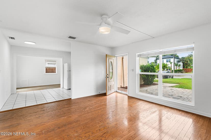 802 4th Avenue N, Jacksonville Beach, FL 32250