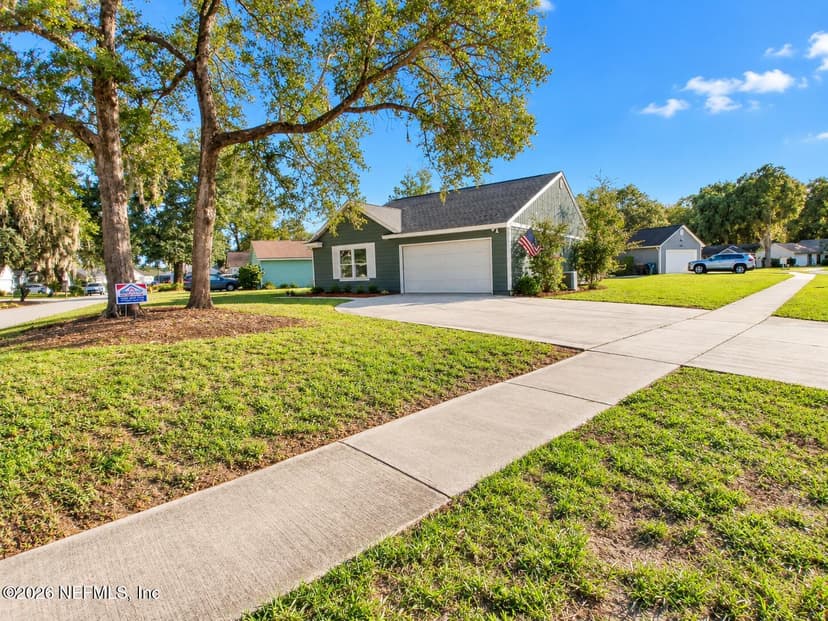2405 Bluffton Drive W, Jacksonville, FL 32224