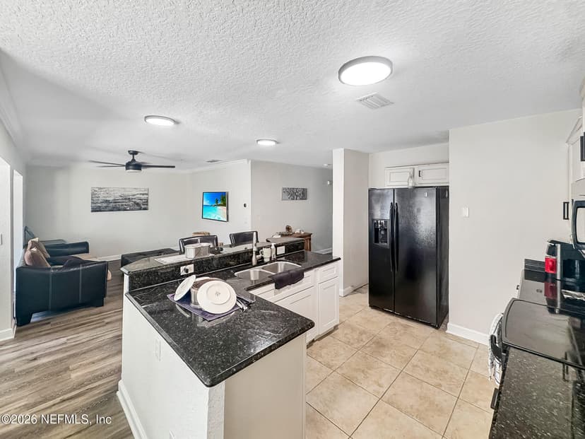 200 Laguna Villas C32, Jacksonville Beach, FL 32250