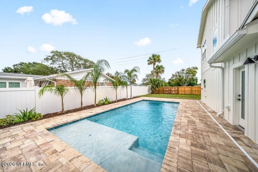 600 Davis Street, Neptune Beach, FL 32266