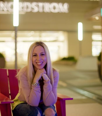 Portrait of Krista Fracke, REALTOR® Broker Associate.